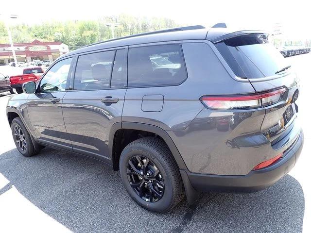 2026 Jeep Grand Cherokee GRAND CHEROKEE L LAREDO ALTITUDE 4X4 2026 Jeep Grand Cherokee GRAND CHEROKEE L LAREDO ALTITUDE 4X4