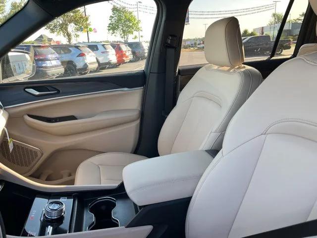 2026 Jeep Grand Cherokee L Limited 4x4