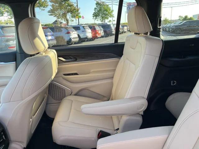 2026 Jeep Grand Cherokee L Limited 4x4