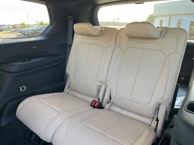 2026 Jeep Grand Cherokee L Limited 4x4