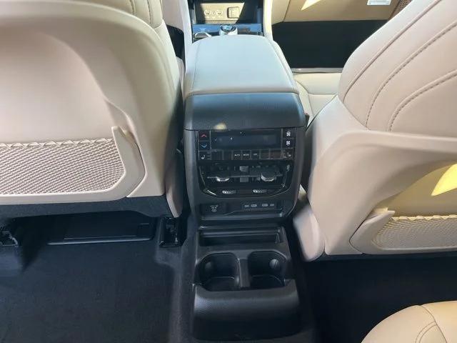 2026 Jeep Grand Cherokee L Limited 4x4