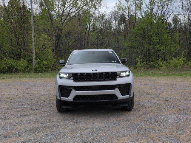 2026 Jeep Grand Cherokee GRAND CHEROKEE L LAREDO ALTITUDE 4X4