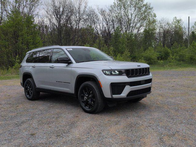 2026 Jeep Grand Cherokee GRAND CHEROKEE L LAREDO ALTITUDE 4X4