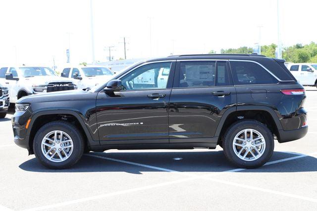 2026 Jeep Grand Cherokee GRAND CHEROKEE LAREDO X 4X4 2026 Jeep Grand Cherokee GRAND CHEROKEE LAREDO X 4X4