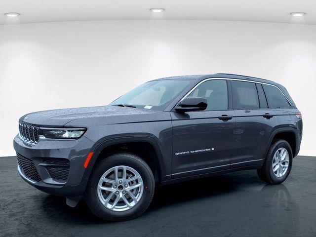 2026 Jeep Grand Cherokee GRAND CHEROKEE LAREDO 4X4 2026 Jeep Grand Cherokee GRAND CHEROKEE LAREDO 4X4