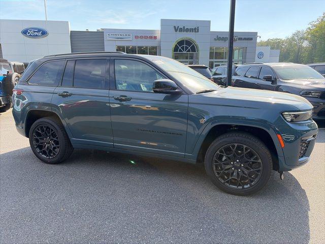 2026 Jeep Grand Cherokee Summit 4x4