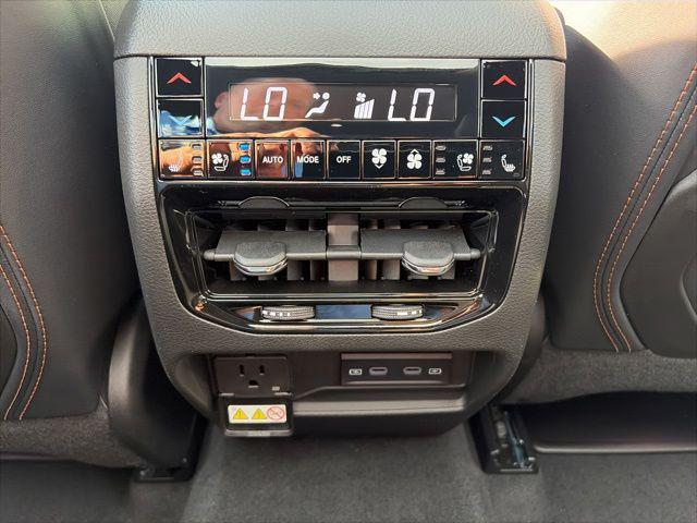 2026 Jeep Grand Cherokee Summit 4x4