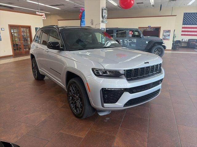 2026 Jeep Grand Cherokee Summit 4x4