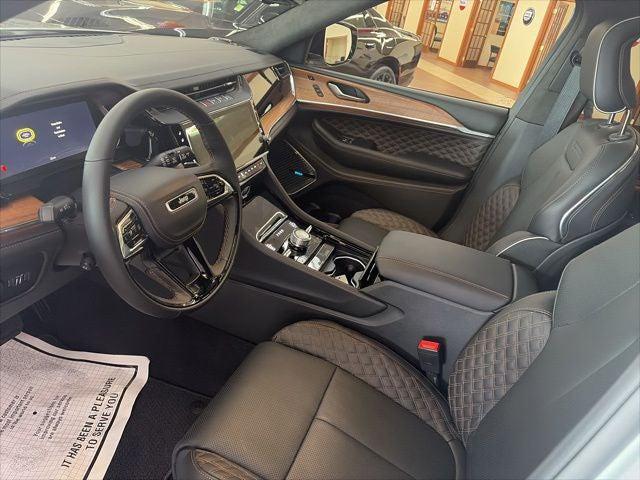 2026 Jeep Grand Cherokee Summit 4x4