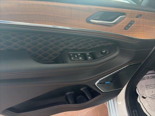 2026 Jeep Grand Cherokee Summit 4x4