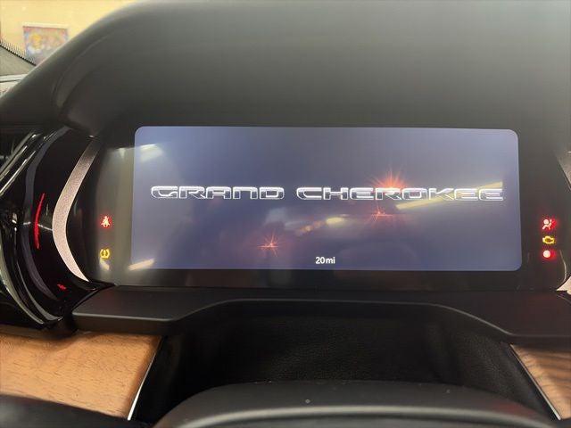 2026 Jeep Grand Cherokee Summit 4x4