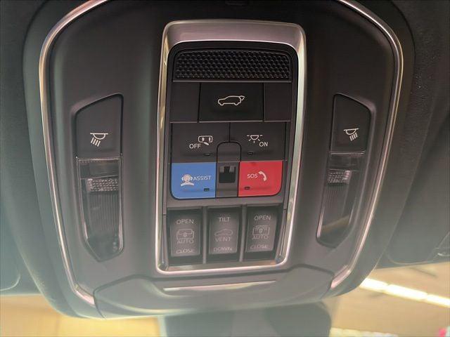 2026 Jeep Grand Cherokee Summit 4x4