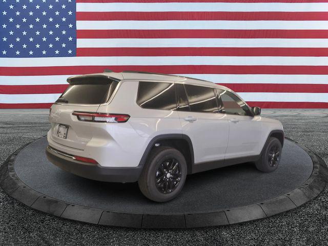 2026 Jeep Grand Cherokee GRAND CHEROKEE L LAREDO X 4X4