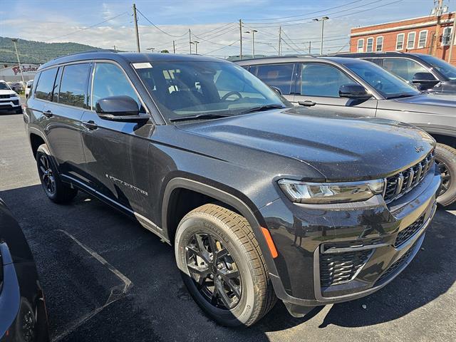 2026 Jeep Grand Cherokee GRAND CHEROKEE L LAREDO ALTITUDE 4X4 2026 Jeep Grand Cherokee GRAND CHEROKEE L LAREDO ALTITUDE 4X4