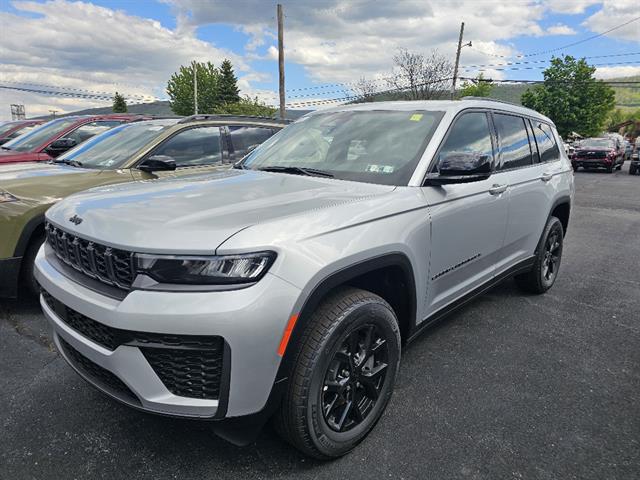 2026 Jeep Grand Cherokee GRAND CHEROKEE L LAREDO ALTITUDE 4X4 2026 Jeep Grand Cherokee GRAND CHEROKEE L LAREDO ALTITUDE 4X4