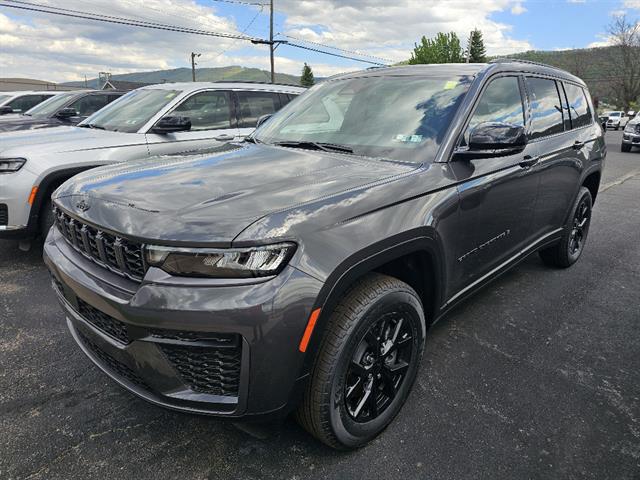 2026 Jeep Grand Cherokee GRAND CHEROKEE L LAREDO ALTITUDE 4X4