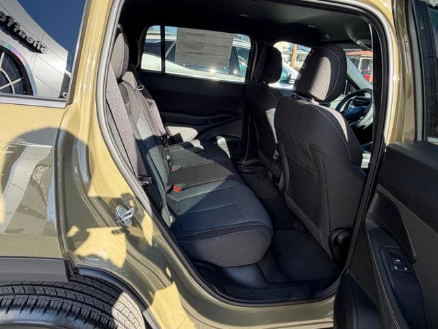 2026 Jeep Cherokee Laredo 4x4