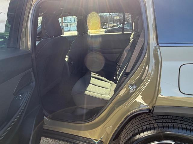 2026 Jeep Cherokee Laredo 4x4
