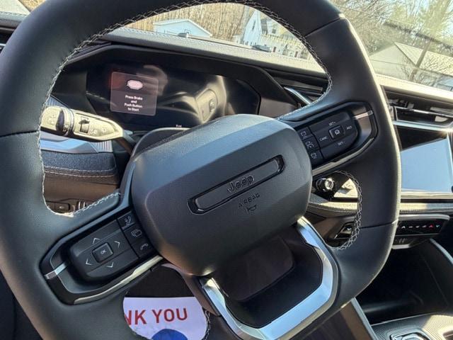 2026 Jeep Cherokee Laredo 4x4