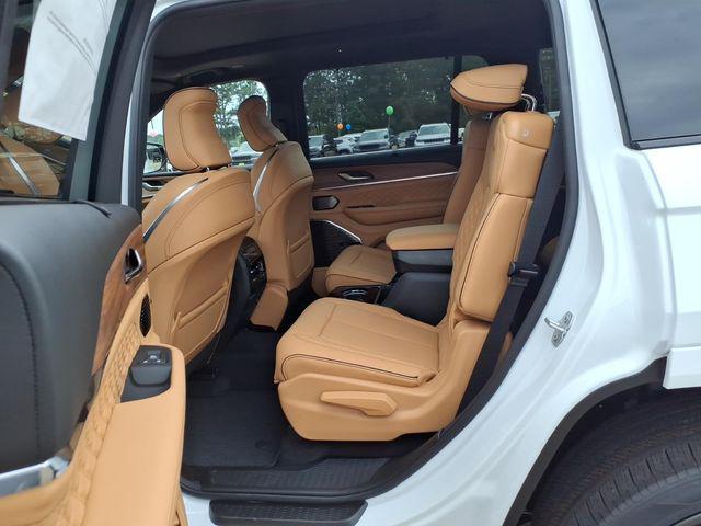 2026 Jeep Grand Cherokee Summit 4x4
