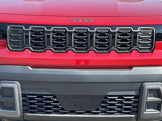 2026 Jeep Cherokee Laredo 4x4