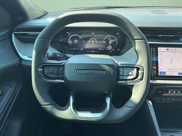 2026 Jeep Cherokee Laredo 4x4