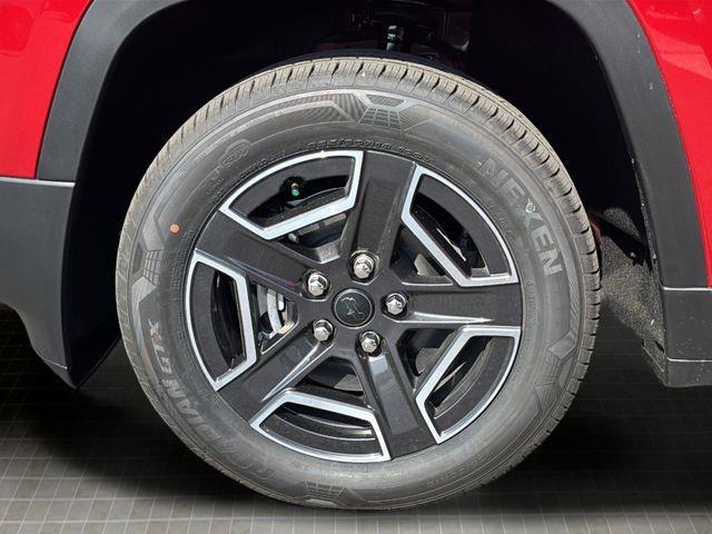 2026 Jeep Cherokee Laredo 4x4