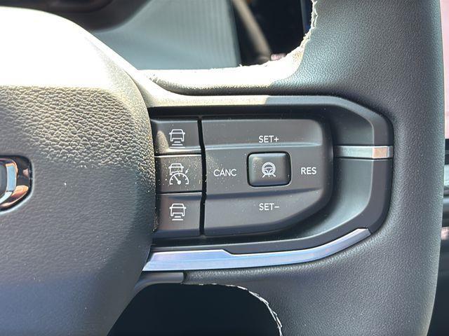 2026 Jeep Cherokee Laredo 4x4
