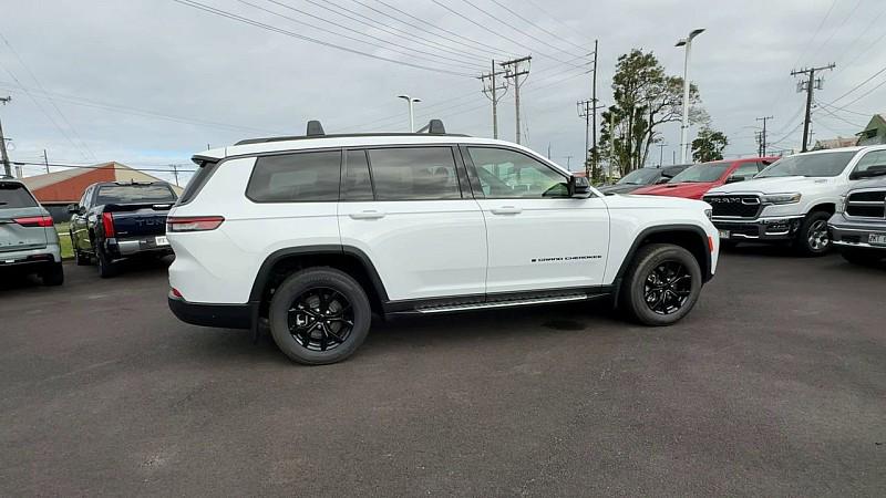 2026 Jeep Grand Cherokee GRAND CHEROKEE L LAREDO ALTITUDE 4X4 2026 Jeep Grand Cherokee GRAND CHEROKEE L LAREDO ALTITUDE 4X4