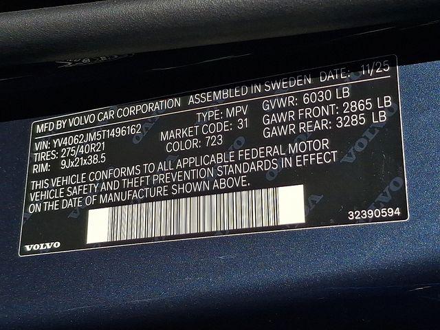 2026 Volvo XC90 Ultra Dark Theme, B6 AWD Gas (mild hybrid), Gasoline, 6 Seats
