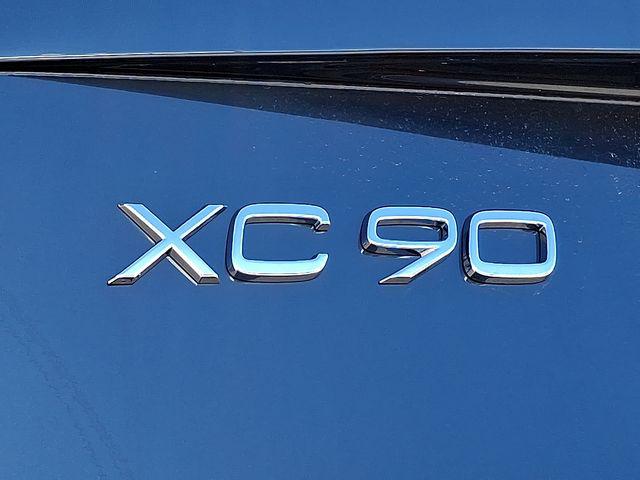 2026 Volvo XC90 Ultra Dark Theme, B6 AWD Gas (mild hybrid), Gasoline, 6 Seats
