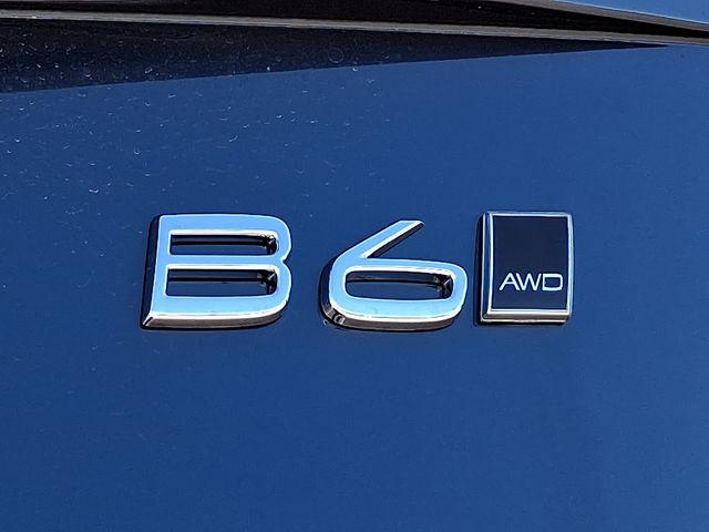 2026 Volvo XC90 Ultra Dark Theme, B6 AWD Gas (mild hybrid), Gasoline, 6 Seats