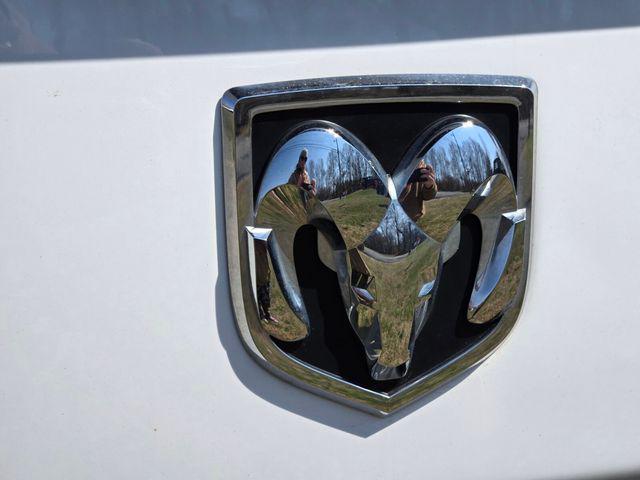 2023 Ram 1500 Classic SLT Crew Cab 4x4 5'7" Box