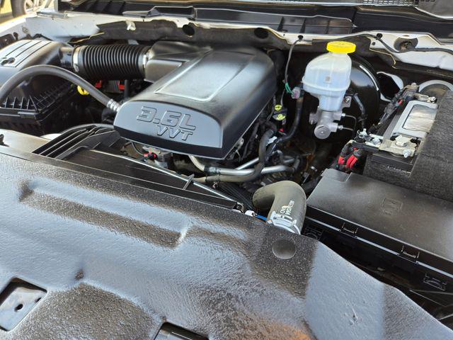 2023 Ram 1500 Classic SLT Crew Cab 4x4 5'7" Box