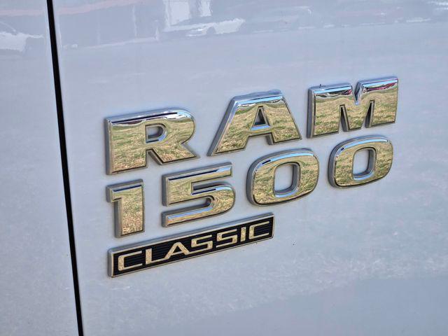 2023 Ram 1500 Classic SLT Crew Cab 4x4 5'7" Box