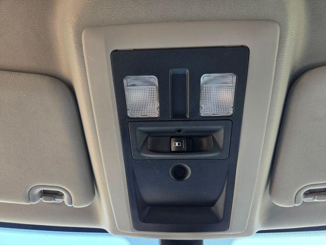 2023 Ram 1500 Classic SLT Crew Cab 4x4 5'7" Box