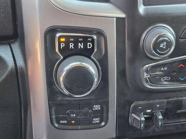 2023 Ram 1500 Classic SLT Crew Cab 4x4 5'7" Box
