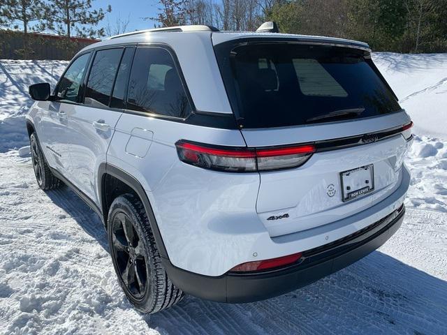 2023 Jeep Grand Cherokee Altitude 4x4