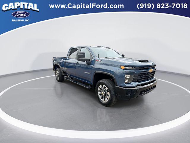 2025 Chevrolet Silverado 2500HD 4WD Crew Cab Standard Bed Custom
