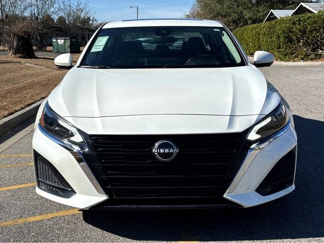 2023 Nissan Altima SL FWD