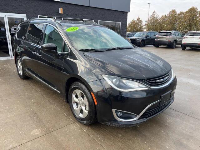 2018 Chrysler Pacifica Hybrid Touring L for sale in White Lake, MI