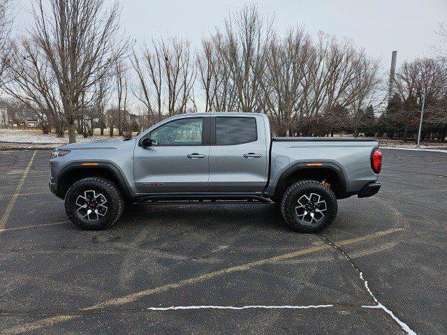 2025 GMC Canyon 4WD AT4