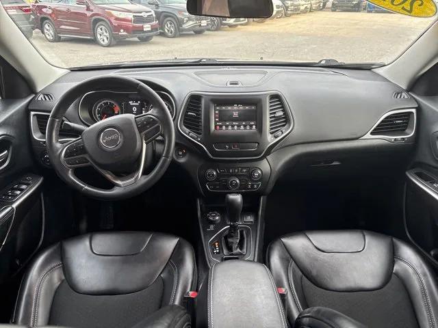 2019 Jeep Cherokee Latitude Plus 4x4 2019 Jeep Cherokee Latitude Plus 4x4