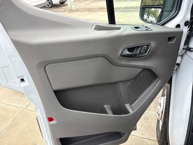 2023 Ford Transit Cargo Van Base