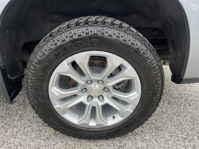 2023 Chevrolet Silverado 1500 4WD Crew Cab Short Bed LTZ