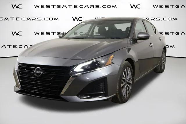 2023 Nissan Altima SV FWD