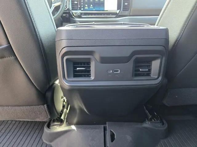 2026 Chevrolet Silverado 1500 4WD Crew Cab Short Bed RST