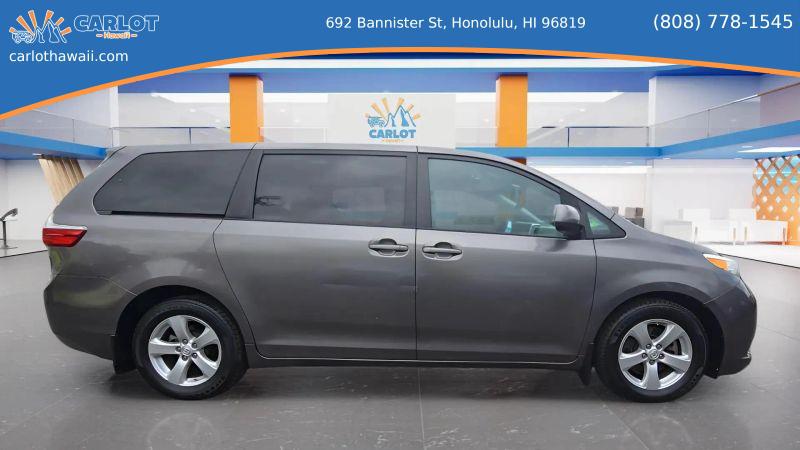 2015 Toyota Sienna LE 7 Passenger