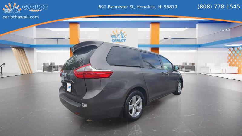 2015 Toyota Sienna LE 7 Passenger