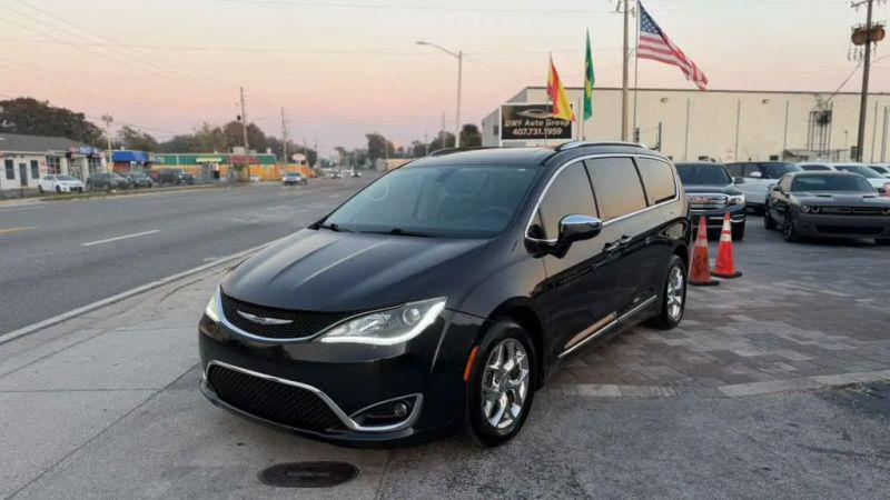 2018 Chrysler Pacifica Limited for sale in Orlando, FL